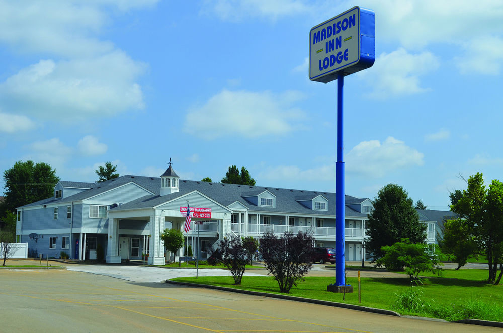 Madison Inn Lodge Fredericktown Exterior photo